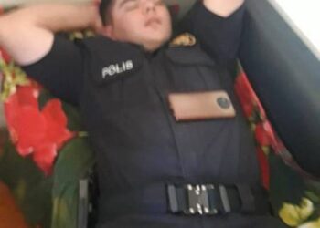 Xidmət başında yatan Polis nəfəri məsuliyyətsizliyin cəzasını bilirmi?