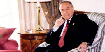 Korotçenko: “SSRİ-nin rəhbəri Qorbaçov yox, Heydər Əliyev olsaydı, indi dünyanın bir nömrəli dövləti olardı