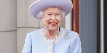 Kraliça dünyasını dəyişdi – Yenilənib