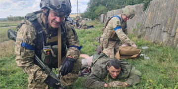 Ukrayna əsgərləri rusiyalı polkovnik-leytenantı əsir götürdü