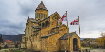Gürcüstanda kilsə jurnalistlərə məhdudiyyətlər tətbiq etdi