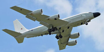 London Ukrayna sərhədlərində kəşfiyyat təyyarəsini havaya qaldırdı