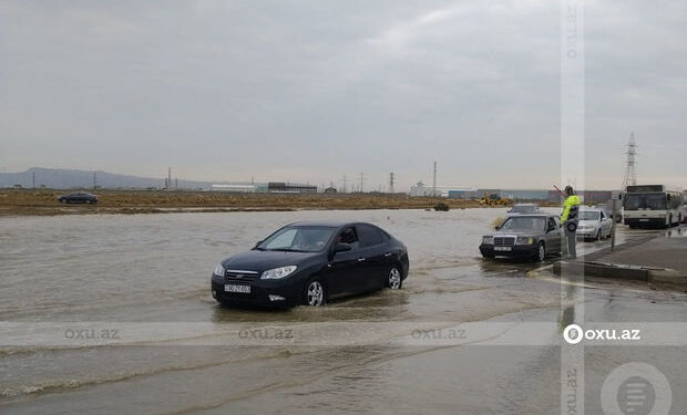 Azərbaycanda su basan magistral yolda SON VƏZİYYƏT – YENİLƏNİB + FOTO/VİDEO