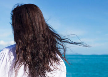 Lökbatanda 16 yaşlı qız itkin düşüb