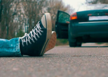 Bakıda 12 yaşlı yeniyetməni avtomobil vurdu