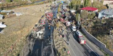 Türkiyədə ağır qəza – Ölən və yaralananlar var