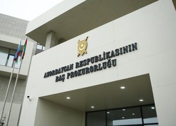 Azərbaycanda iki vəzifəli şəxs təqaüdə göndərildi