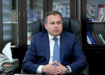 İcra başçısı Gülüstan Sarayında oğluna toy etdi