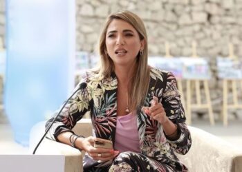 Vəzifədə “ağsaqqal” oturmalıdır…