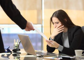 İşçinin işdən kənar edilməsi zamanı əməkhaqqının ödənilməsi necə tənzimlənir? – Açıqlama