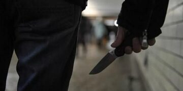 Bakıda 24 yaşlı oğlan bıçaqlandı