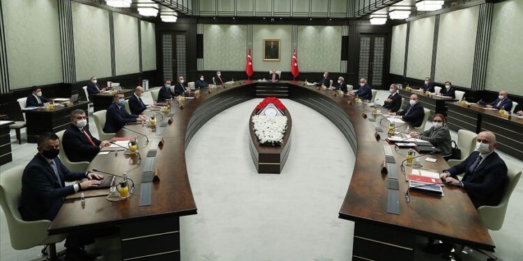 Ərdoğan Təhlükəsizlik Şurasının iclasını çağırdı – Azərbaycan məsələsi masada