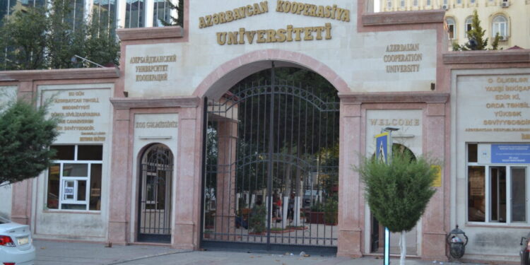 Kooperasiya Universitetində “YIĞIM MÖVSÜMÜ” – Şöbə müdiri qiymət üçün magistrlərə neçə manat “oxuyur?”