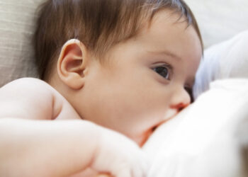 Bakıda körpə ana südü qəbul edərkən boğulub öldü