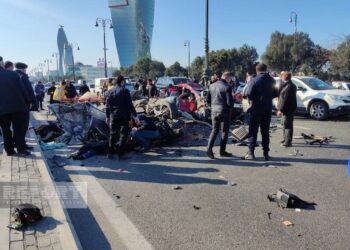 Bakıda baş verən ağır yol qəzasında 5 nəfər ölüb – VİDEO – YENİLƏNDİ