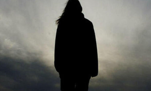 Evdən qaçan 17 yaşlı qız sığınacağa yerləşdirildi: “Susaraq bir nöqtəyə baxır” – FOTO