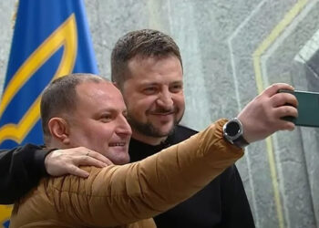 Zelenskinin azərbaycanlı jurnalistlə selfisi maraqla qaşılandı – Video