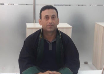 Sumqayıtda vəkil özünü asdı