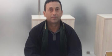 Sumqayıtda vəkil özünü asdı