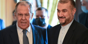 Lavrov iranlı həmkarı ilə görüşəcək