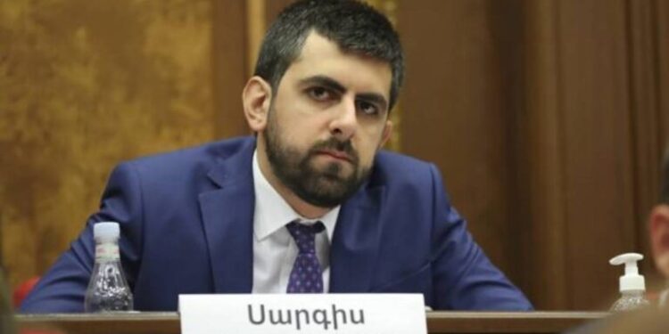 Azərbaycanlı hərbçi yalnız bu halda qaytarıla bilər” – Xandanyan