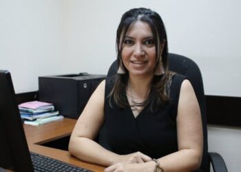 Nazirliyin əməkdaşının ölkədən çıxışına qadağa qoyulur