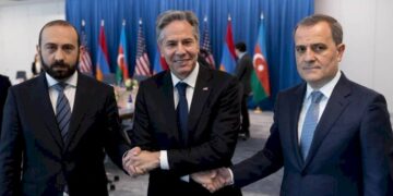 Blinken Bayramov-Mirzoyan görüşündən danışdı