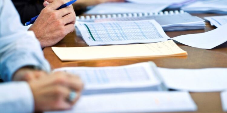 Yaşı 25-dən 30-dək olan şəxslərin NƏZƏRİNƏ