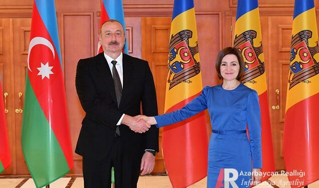 Prezident Kişinyovda Zirvə toplantısında iştirak edir