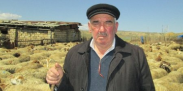 Daşkəsən rayonundan olan Rzayev Akif Nağı oğlu Prezidentə və Hüquq Mühafizə Orqanlarının rəhbərlərinə müraciət etdi… – AXCP sədri Əli Kərimlinin adamı olan Sahib Məmmədzadə, YAP-çı çoban Akifin oğlunu Xoşbulaq kəndində həbs etdirdi…