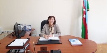 Təhminə Əsədova “İntellekt” məktəb-liseyində “fironluq” edir -İddia