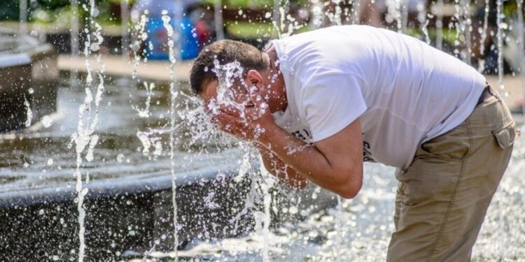 DÜNYABu ölkədə temperatur 52 dərəcəni keçdi