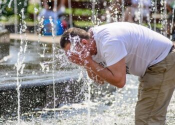 DÜNYABu ölkədə temperatur 52 dərəcəni keçdi