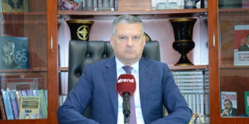 Nazir generalı işdən çıxardı