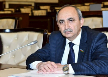 Məşhur erotik massajistin səhifəsini izləyən Milli Məclisin deputatı kimdir? – FOTOFAKT