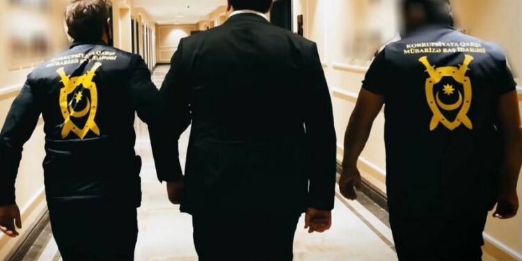 Mərkəzi Xəstəxanada korrupsiya əməliyyatı – Şöbə müdiri tutuldu