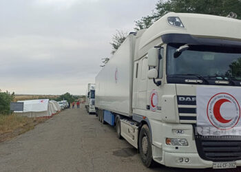 40 ton humanitar yardım aparan karvan Ağdam-Xankəndi yolunda gözləyir