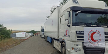 40 ton humanitar yardım aparan karvan Ağdam-Xankəndi yolunda gözləyir