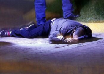 53 yaşlı qonşusunu döyüb öldürdü