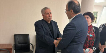 Türkiyə səfiri Qənirə Paşayevanın ailəsinə başsağlığı verdi