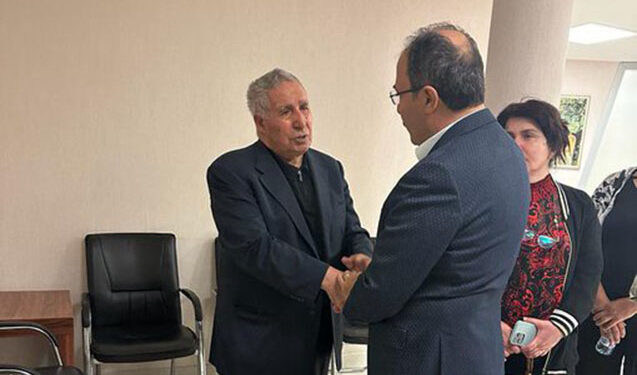 Türkiyə səfiri Qənirə Paşayevanın ailəsinə başsağlığı verdi