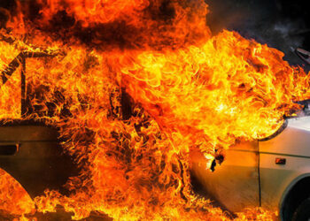 Cəlilabadda qəzada maşın yandı – Sürücü öldü