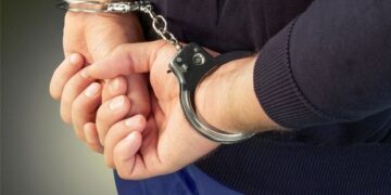 Bakıda ərəblərin evindən oğurluq edən müğənni saxlanılıb