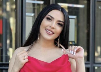 MAGAZİN1“Kələ”n xahiş etdi ki” deyən Afətdən Vəfaya hədə: səni hansı toyda tutsam…