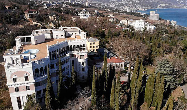 Zelenskayaya məxsus malikanə hərracda 44 milyona satıldı – Video