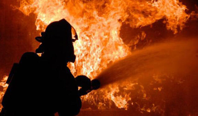 Bərdədə bələdiyyənin binasında yanğın olub