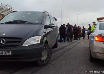 Bakıda sərnişin avtobusu PİYADALARI VURDU – Ölənlər var – VİDEO