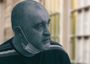 Dövlətə xəyanətdə təqsirləndirilən Aydın Zəkiyevə hökm oxundu: 17 il 6 ay həbs