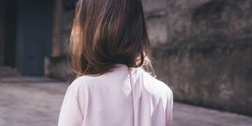 Naftalanda 27 yaşlı qız itkin düşdü – FOTO