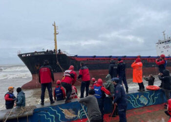 Türkiyədə bu gün ikinci yük gəmisi saya oturdu: Heyət üzvləri arasında azərbaycanlılar var – FOTO/VİDEO